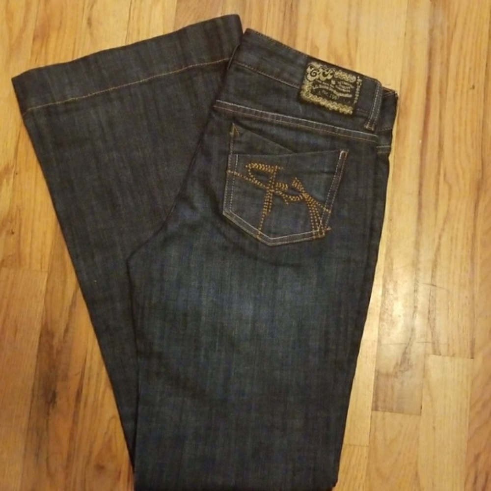 Chip and Pepper Ocean Beach Ultra Flare NWOT Sz 9